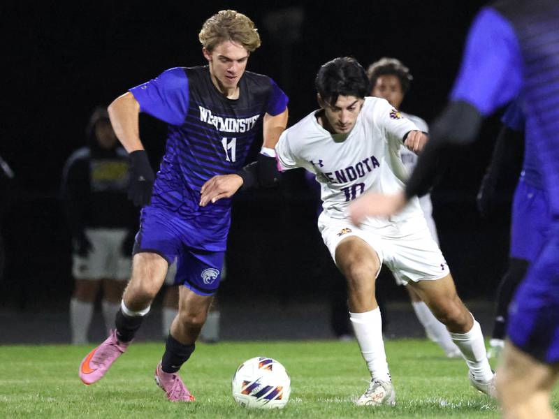 Mendota explodes in second half to beat Harvest Westminster 6-0, repeat as sectional champs
