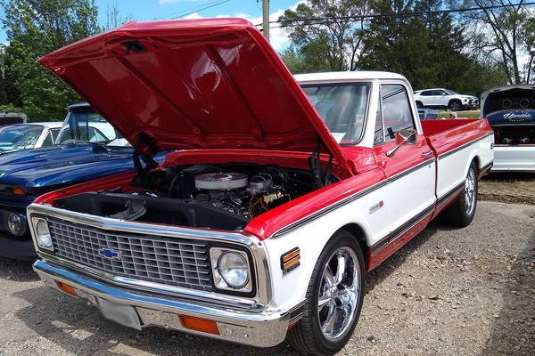 Classic Wheels Spotlight: 1972 Chevy Cheyenne C-10