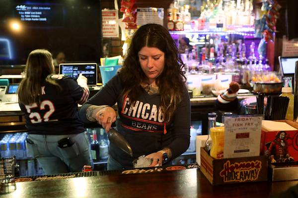 The best bars to watch Bears-Rams on Sunday in northern Illinois