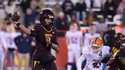 Montini races past Rochester in Class 4A final for eighth state title, completes undefeated season