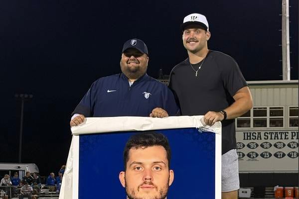 ‘It was amazing having him back’: Fieldcrest honors Cincinnati Bengals tight end, alum Cam Grandy