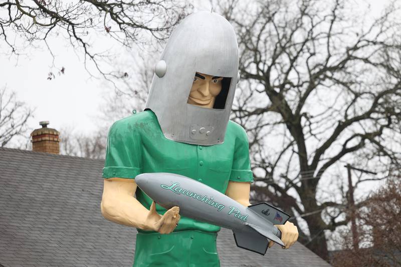 Ryan Jandura and the VFW Post 5422 have teamed up to try and save the Launching Pard restaurant’s Gemini Giant in Wilmington.