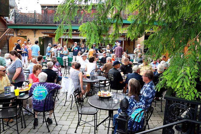 Friends of the Fox River is hosting its largest annual fundraiser, No Clean Water No Good Beer from 6-9 p.m. Monday, Aug. 5 at Bandito Barney’s Beach Club in East Dundee.