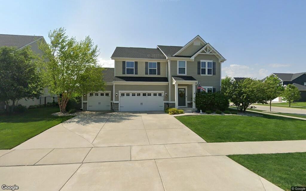 Shorewood: Single-family home sells for $510,000