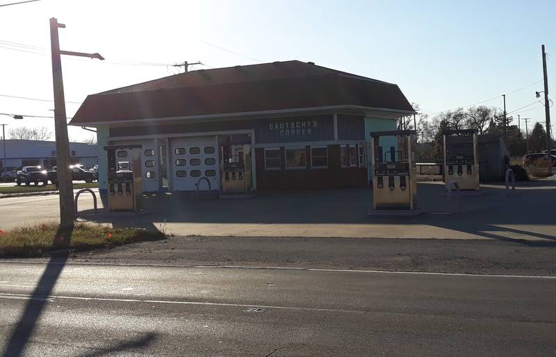 A developer is looking construct a new Arby's restaurant at the corner of Oakley Avenue and Bloomington Street, formerly Gautschy's Corner.