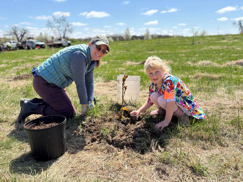 Volunteer opportunities with the Forest Preserve District of Kane County are available in natural areas management, environmental education, cultural and historic preservation, public safety, and trails and recreation.