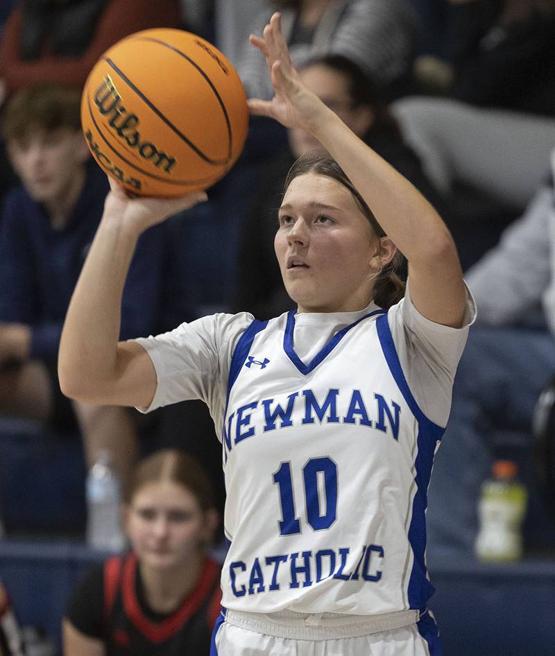 Newman’s Elaina Allen puts up a shot against Fulton Tuesday, Nov. 25, 2025.