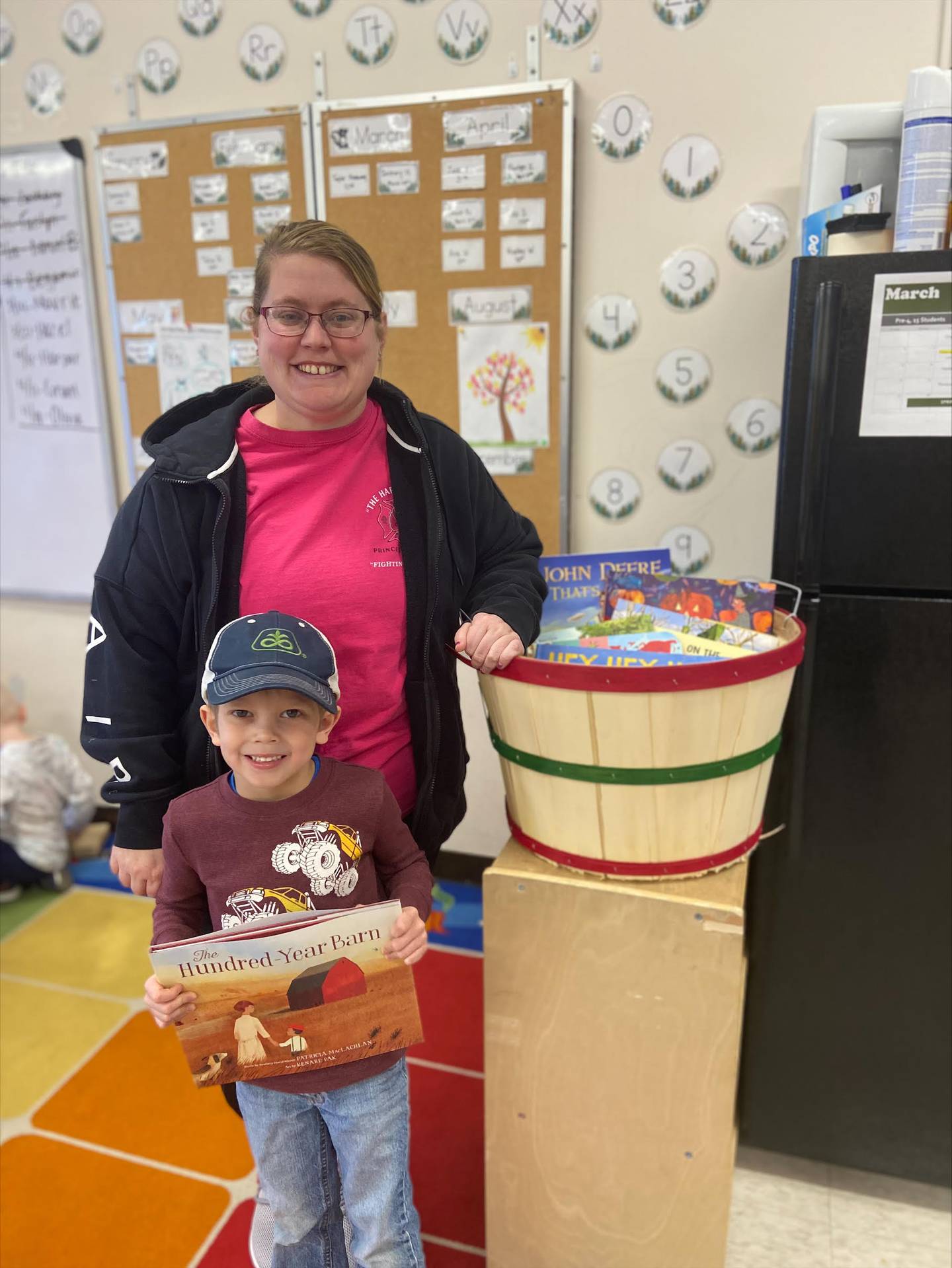Lee County Farm Bureau Foundation distributes Books by the Bushel