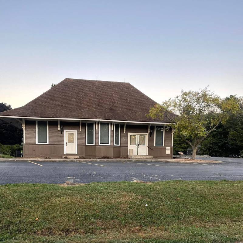 While Brian and Teresa Faber visited a candy store in Galena, they browsed the chocolates and other sweets, but also noticed the atmosphere of the store.