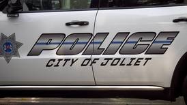 Driver, passengers injured after box truck collision near I-55 in Joliet