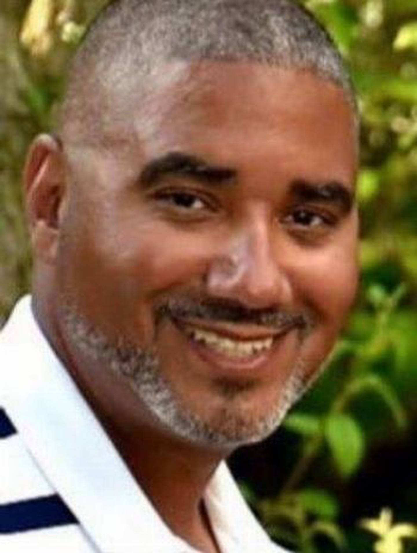 Lysle Bower, 50, of Lake in the Hills, died in July. His younger son Braylon is quarterbacking Huntley's football team in the Class 8A playoffs.