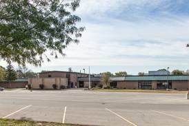 Oswego School District’s Long Beach Elementary School in need of new roof
