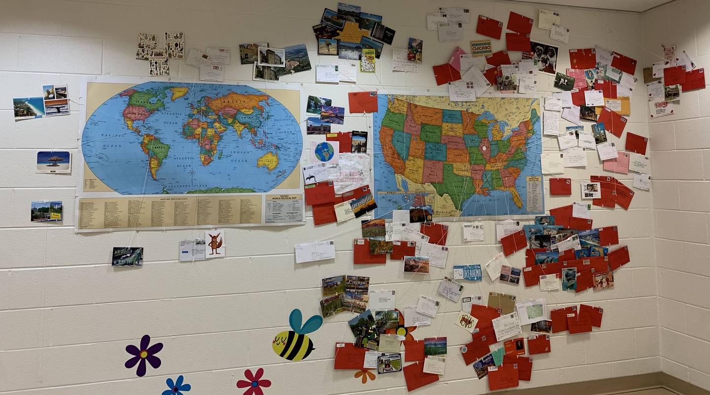 Some senders even sent cards from their pets and included pictures, which the kids enjoyed. Others took the time to include interesting facts and landmarks about their city and gave tips to the students in case they ever traveled there.