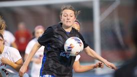 Girls soccer: Kaitlin Glenn nets olimpico goal as St. Charles North gets 2-1 win over Batavia