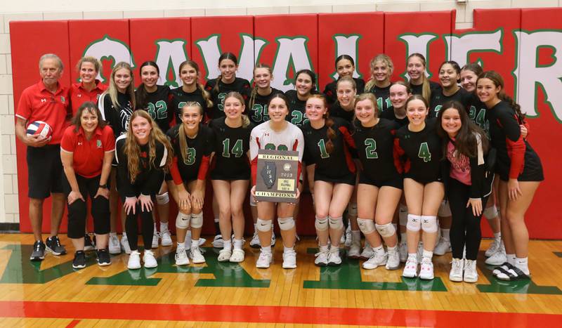 Members of the L-P volleyball team pose with the Class 3A Regional plaque after defeating Morris on Thursday, Oct. 26, 2023 at Sellett Gymnasium.