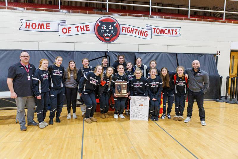 Lincoln Way South wins the championship at the East Aurora Wrestling Regional on Saturday, Feb.7,2026 in Aurora.
