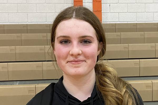 Emma Palaschak pours in 34 as FCW wins in Peoria: The Times Tuesday Roundup