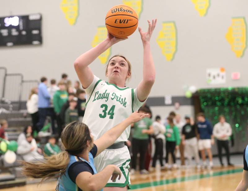 Seneca's Tessa Krull shoots a jump shot over Marquette's Sonya Mitre on Thursday, Feb. 5, 2026 at Seneca High School.
