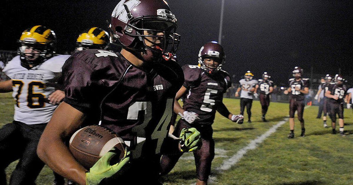 High school football Marengo WRDB Jarrell Jackson commits to Illinois