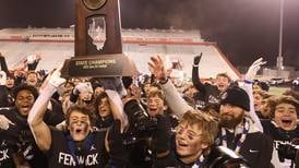 Fenwick makes the big plays it needs to knock off East St. Louis and win Class 6A title