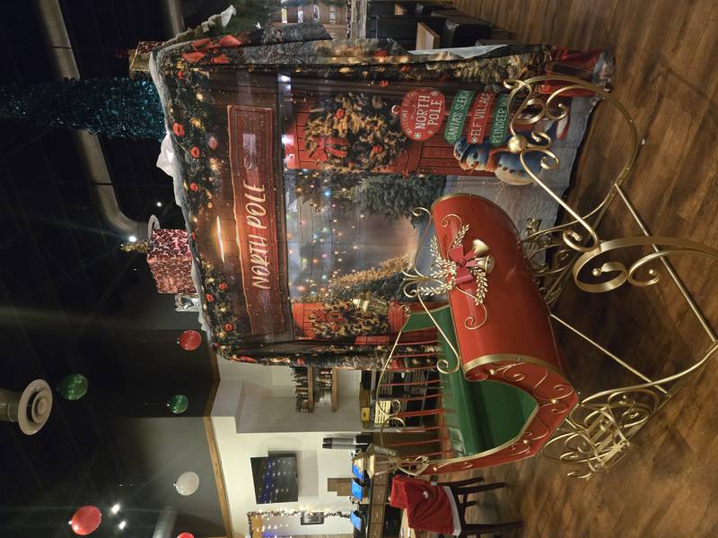 "Tinsel Table" Christmas pop-up at Alexander's Cafe, 1650 Main St., St. Charles. Six Karas Restaurant Group locations are all decked out for the holidays through Jan. 2.