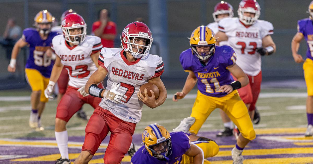 Photos Mendota Hosts Hall In Week 3 Football Shaw Local