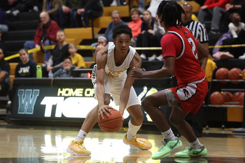 Joliet West’s Zion Gross looks to make a play against Yorkville on Friday, Jan. 5th, 2024. in Joliet.