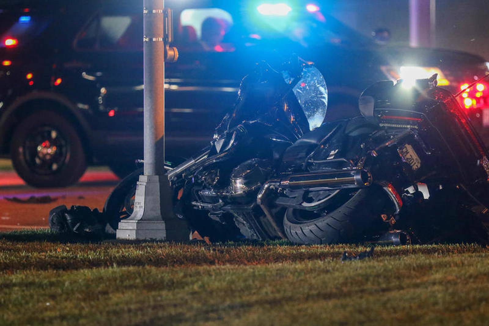 Crystal Lake Marine, his wife were first at scene of fatal hitandrun