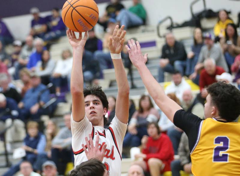 Mendota's Cole Tillman looks to pass the ball against Hall on Tuesday, Feb. 3, 2026 at Mendota High School.