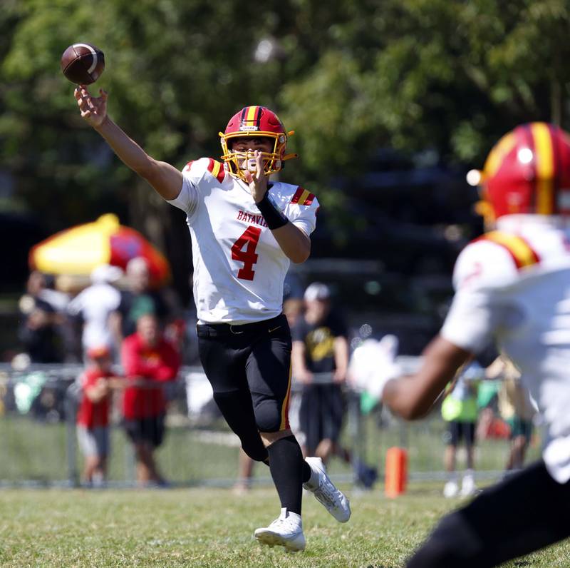 Batavia's Bodi Anderson (4) looks for an open teammate Saturday, Aug. 31, 2024 at Duchon Field in Glen Ellyn.
