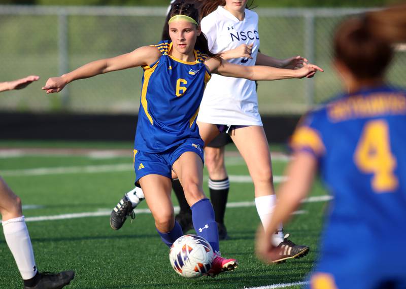 Johnsburg’s Liz Smith moves the ball against North Shore Country Day in IHSA Class 1A Sectional Title Game action at Richmond-Burton High School in Richmond on Tuesday, May 27, 2025.