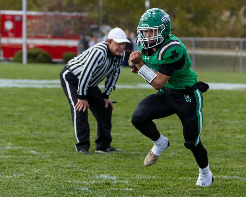Gunnar Varland (2) of Seneca runs ball on Saturday, November 1, 2025 at Seneca High School in Seneca.