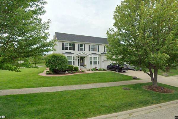 Sale closed in Oswego: $598,000 for a single-family home