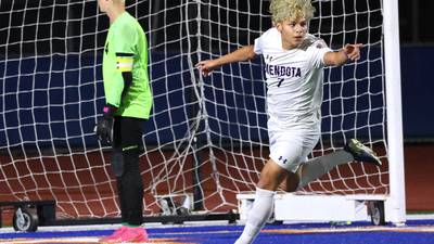 Mendota pulls away late for 3-0 win over Coal City in 1A state semis