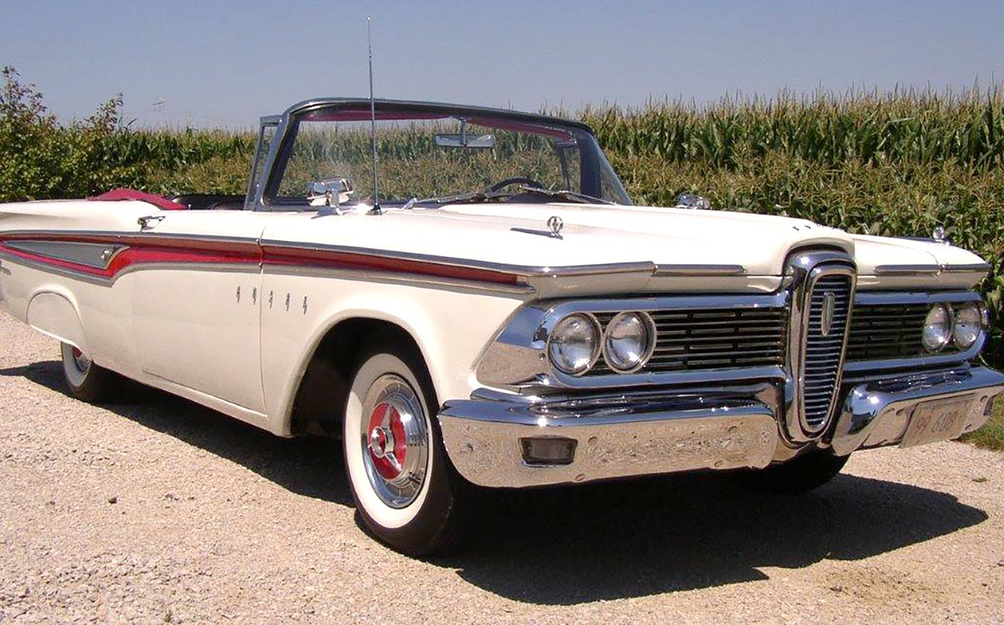 Photos by Steve Rubens - 1959 Edsel Corsair Front