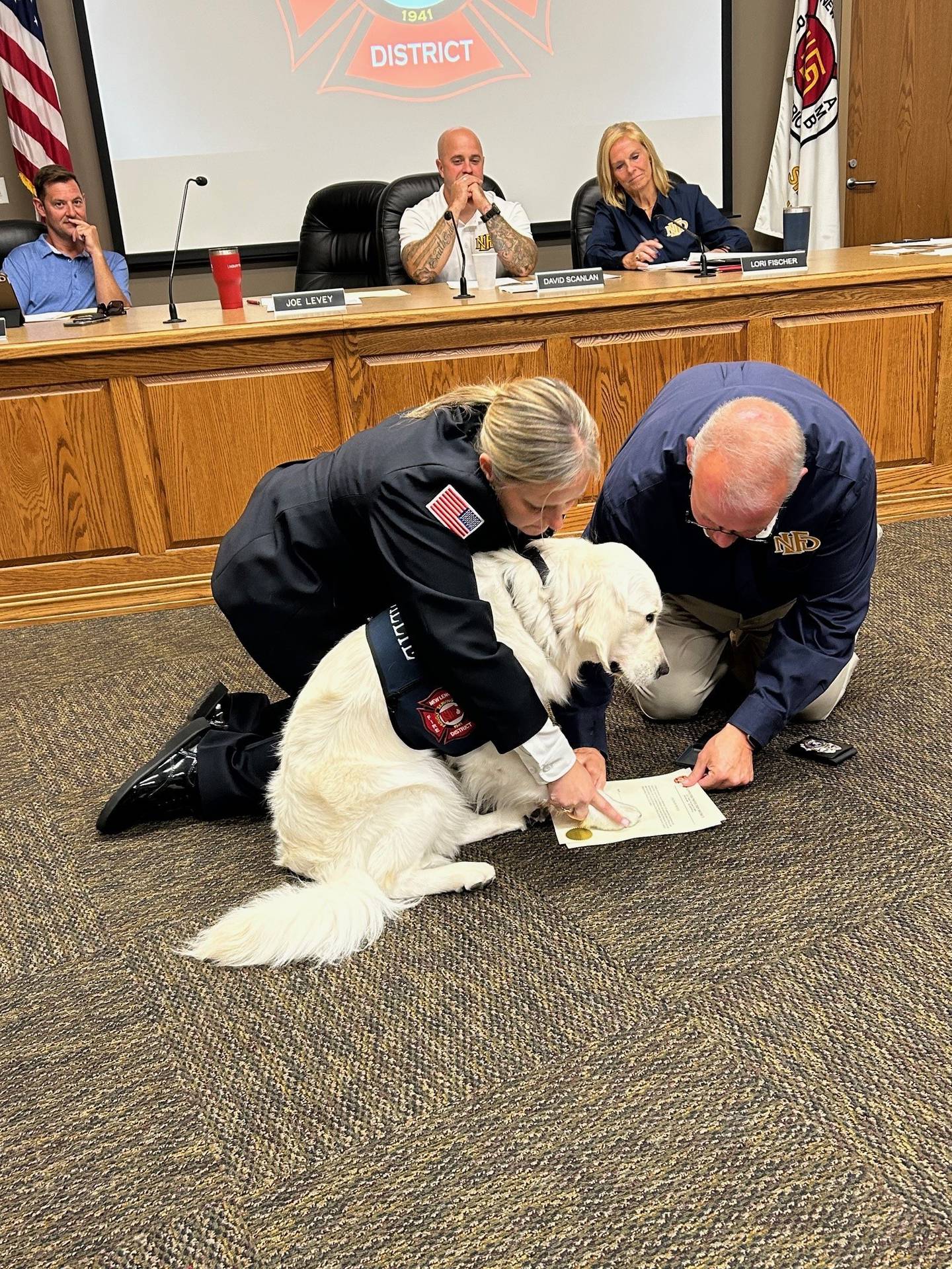 The New Lenox Fire Protection District’s newest member, Willie the Golden Retriever, was sworn in as the district’s newest K9 Facility Service Comfort Dog at the Board of Trustees meeting on Monday, Aug. 18, 2025