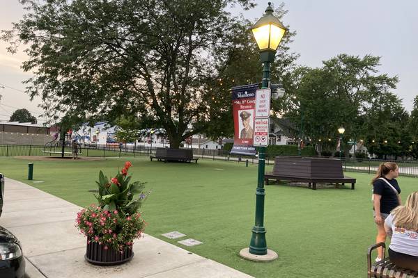 Manteno nixes pavilion for Square on Second