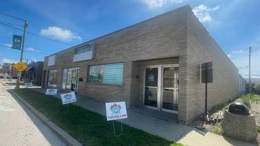 Woodstock man opens Sal’s Jiu Jitsu and Grappling gym in DeKalb