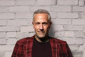 Acclaimed pianist Jim Brickman to bring holiday show to Egyptian Theatre