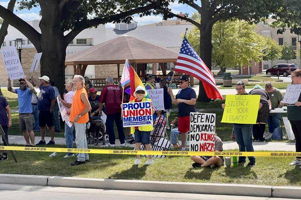 Hundreds rally in Sterling for ‘Workers over Billionaires’ on Labor Day