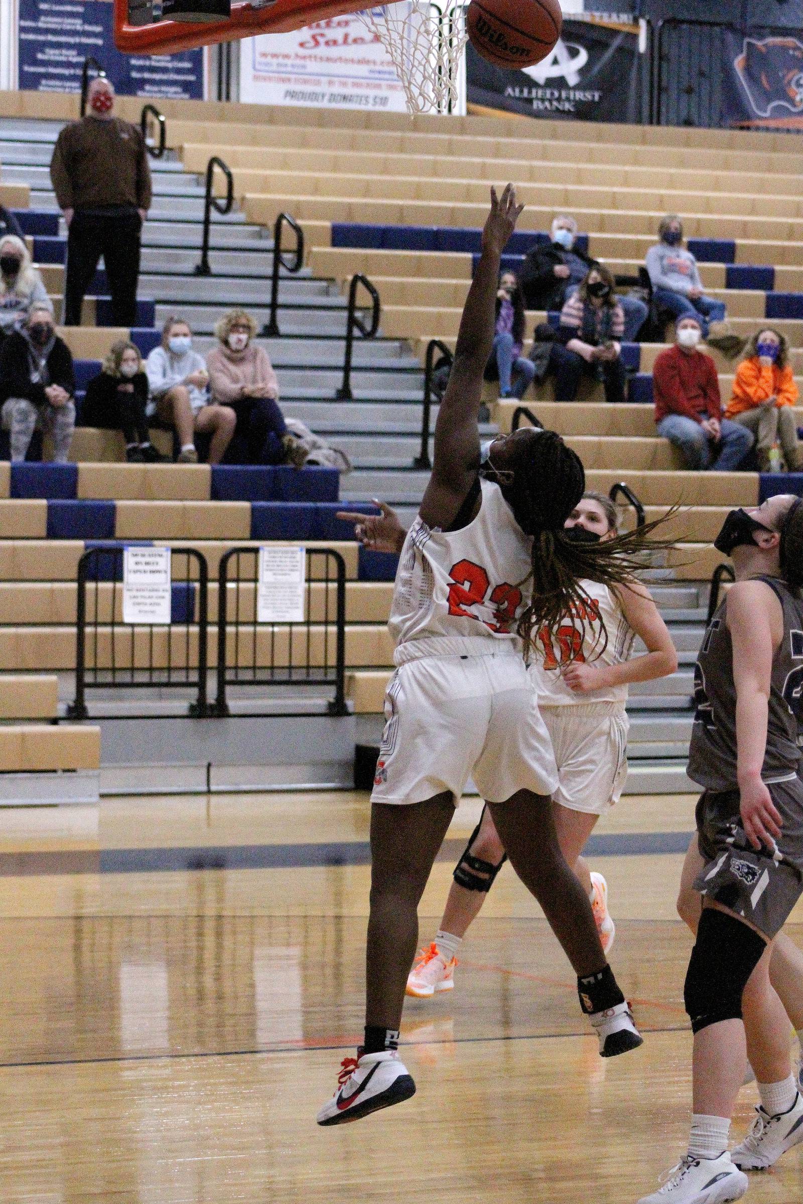 photos-oswego-east-vs-oswego-high-school-girls-basketball-shaw-local