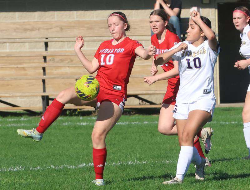 Streator's Jayden Plymire makes a defensive stop on the ball against Serena/Newark/Earlville's Elizabeth Vazquez on Thursday, April 16, 2026 at the James Street Recreational Complex in Streator.