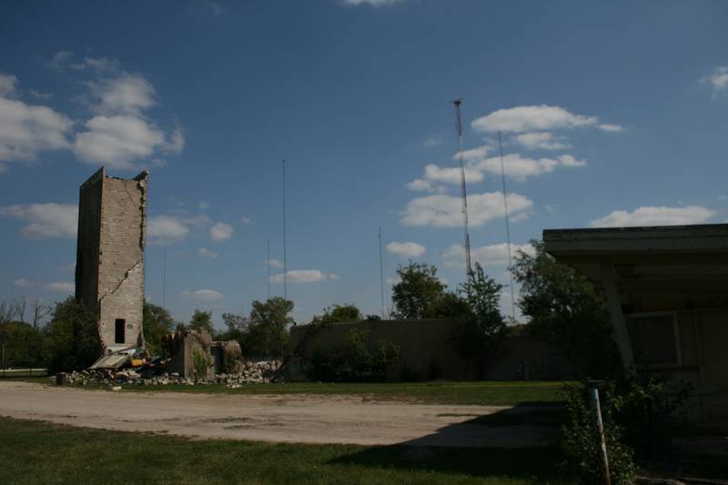 In August 2020, Joliet photographer Lisa Scarcelli returned to the old Hill-Top drive-in to take photos of this iconic theater after it fell during the Will County derecho.