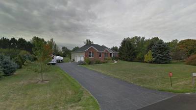 Single-family home sells for $555,000 in Hampshire
