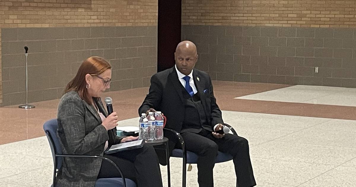 State Rep. Amy Briel praises Illinois’ new bill that lays out plan for energy grid