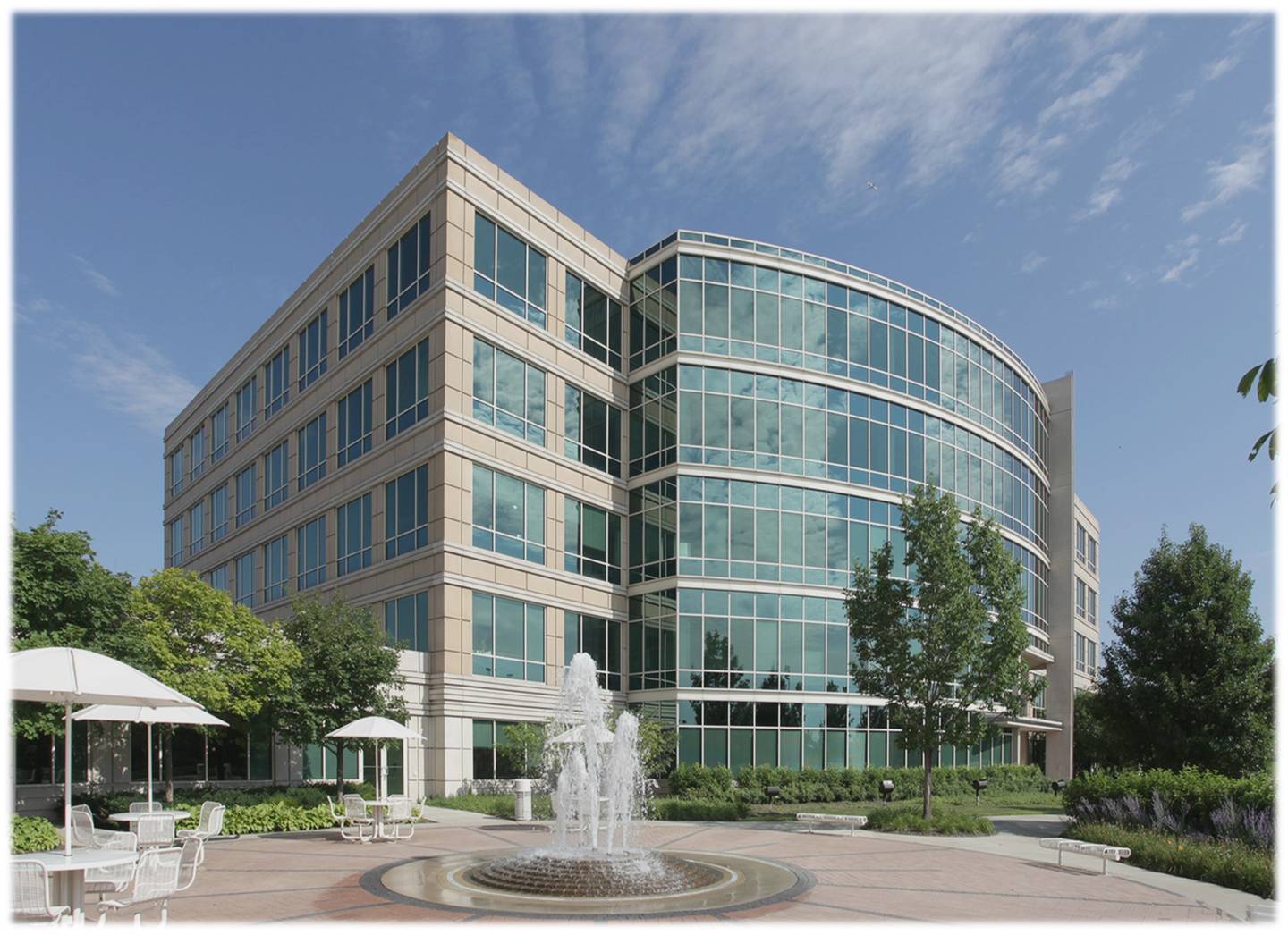 Professional Wealth Advisors opened new offices in fall 2021 at 2651 Warrenville Road, Suite 200, Downers Grove