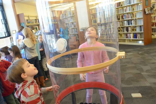 Plano Library hosts SciTech STEM workshop