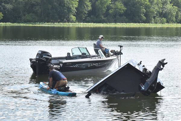 Morrison firefighters pull truck, boat, trailer from lake at Morrison Rockwood State Park