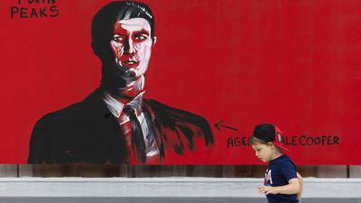 Shutter to Think: People Watching