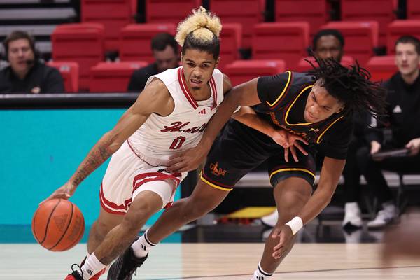 Gianni Cobb’s turnover-free, 10-assist game powers NIU past Louisiana-Monroe in season opener